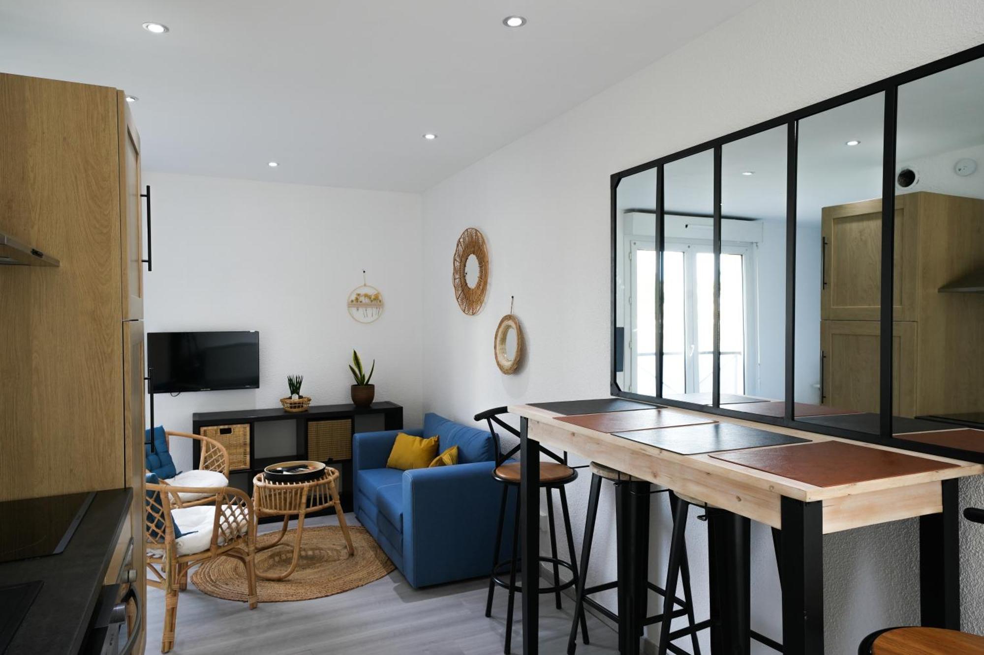 Cosy Gare Apartment ก็อง ภายนอก รูปภาพ